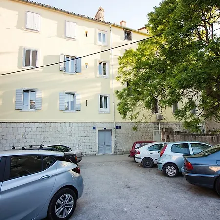 Apartments Jardin Old Town *