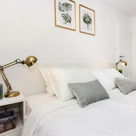 Apartments Jardin Old Town شقة سبليت