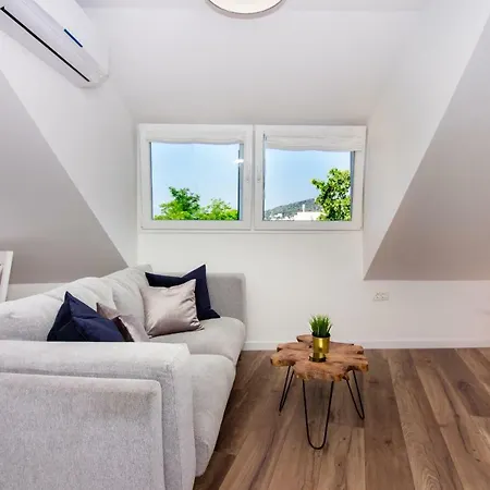 شقة Apartments Jardin Old Town