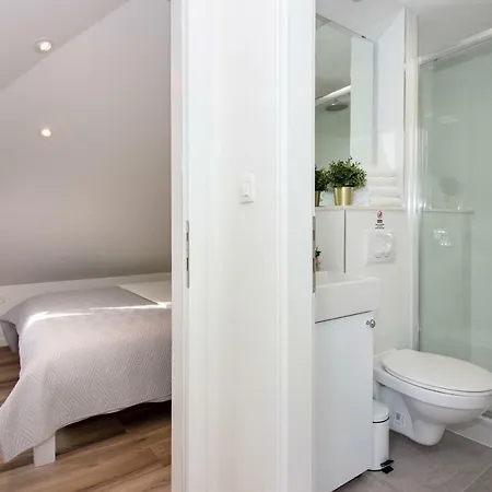شقة Apartments Jardin Old Town *