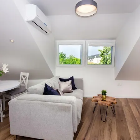 شقة Apartments Jardin Old Town