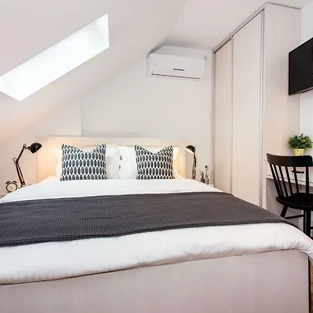 شقة Apartments Jardin Old Town